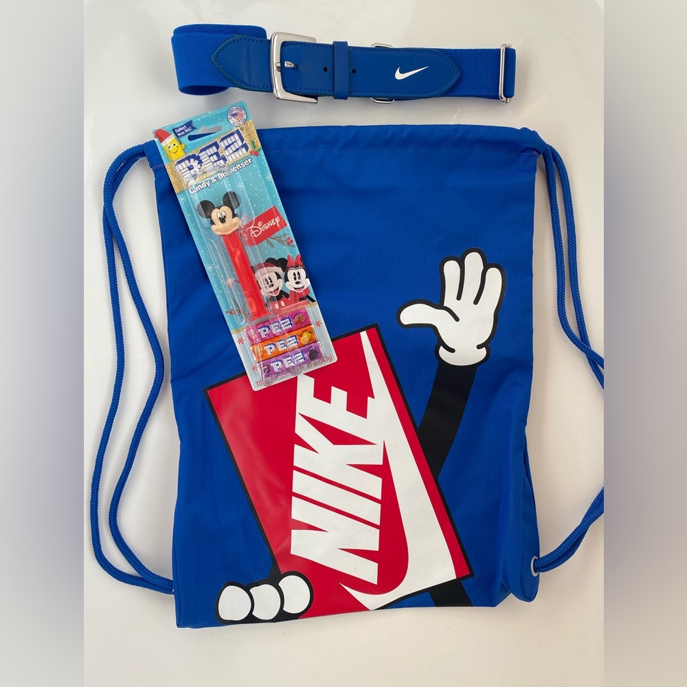 Nike Combo Meets Mickey Mouse